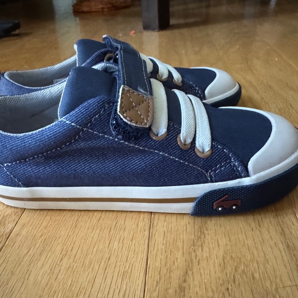 See Kai Run - NWT - New in Box Size 12 Stevie II Sneakers - Casual Shoes